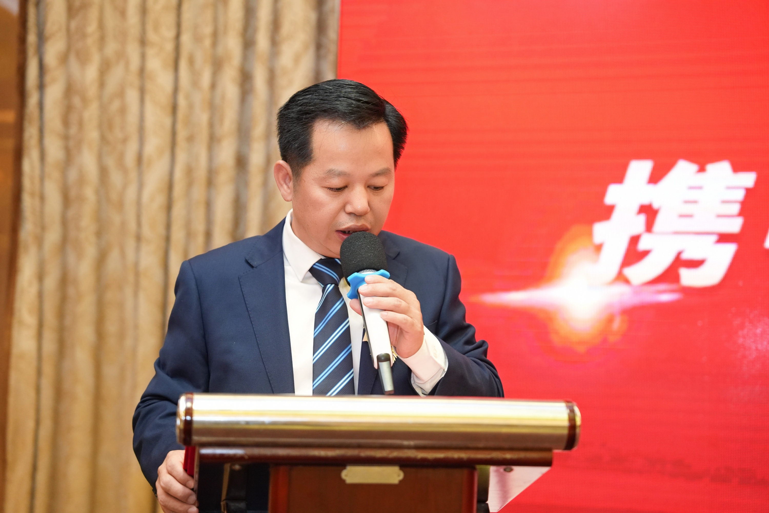攜手十五載，共創(chuàng)新未來｜科泰集團(tuán)十五周年慶典晚宴圓滿落幕
